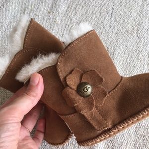 Ugg baby booties